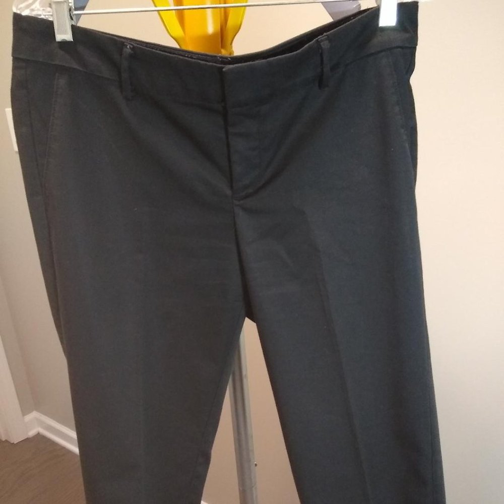Dockers Black Capris